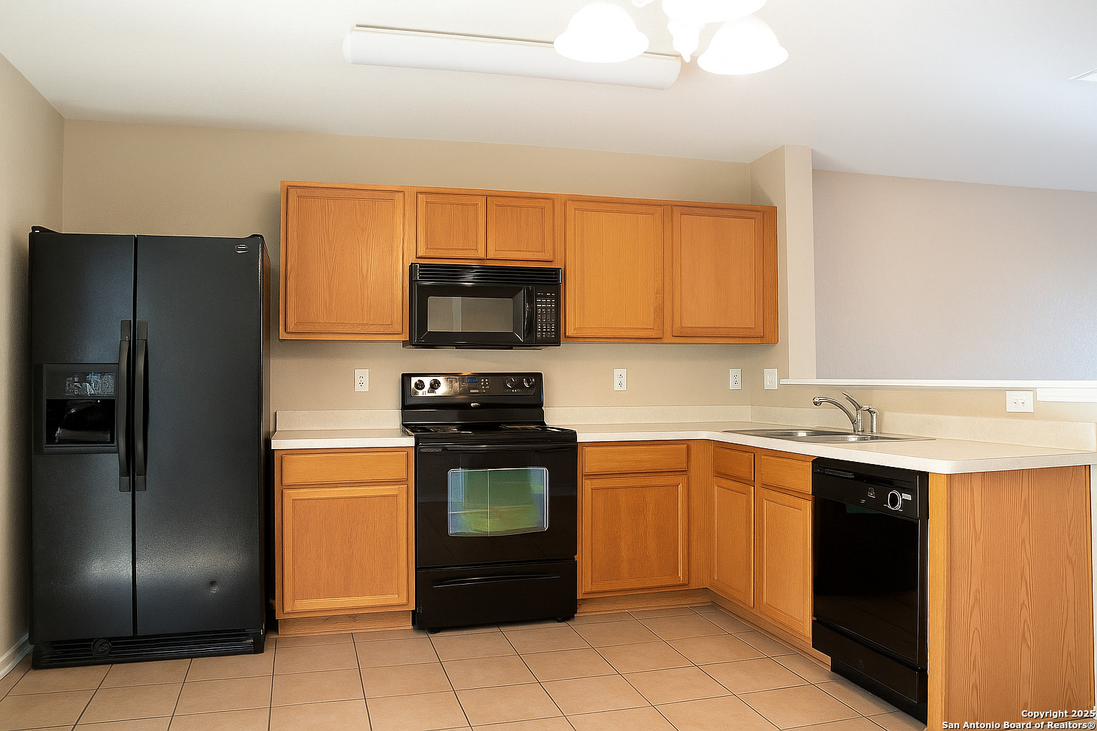 327 Cedron Chase San Antonio TX 78253