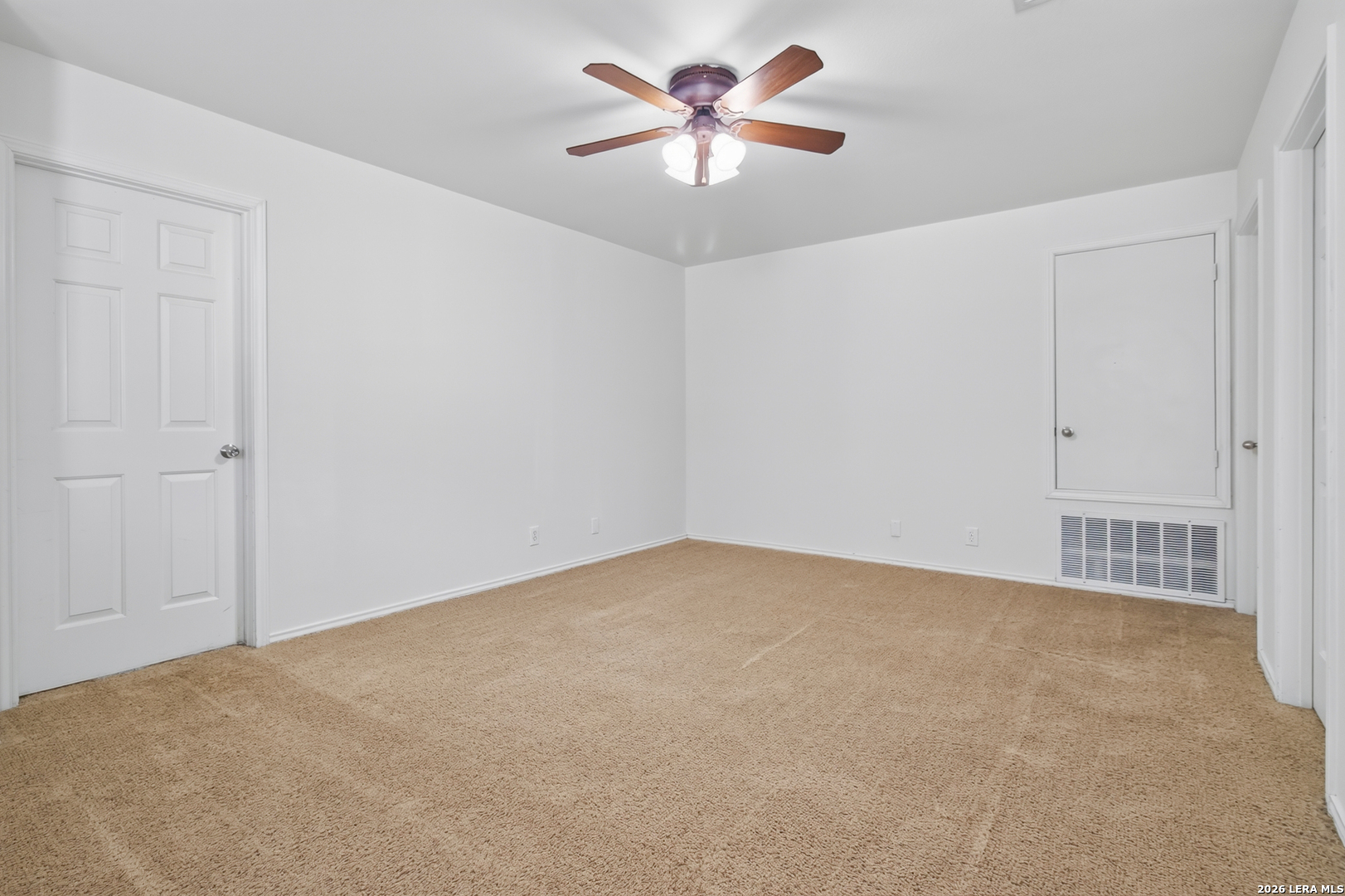 327 Cedron Chase San Antonio TX 78253