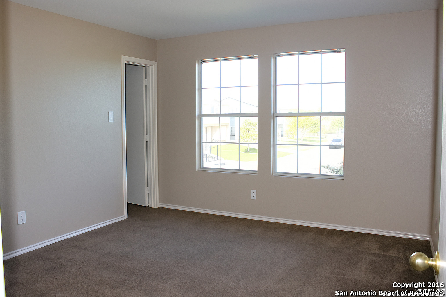 327 Cedron Chase San Antonio TX 78253