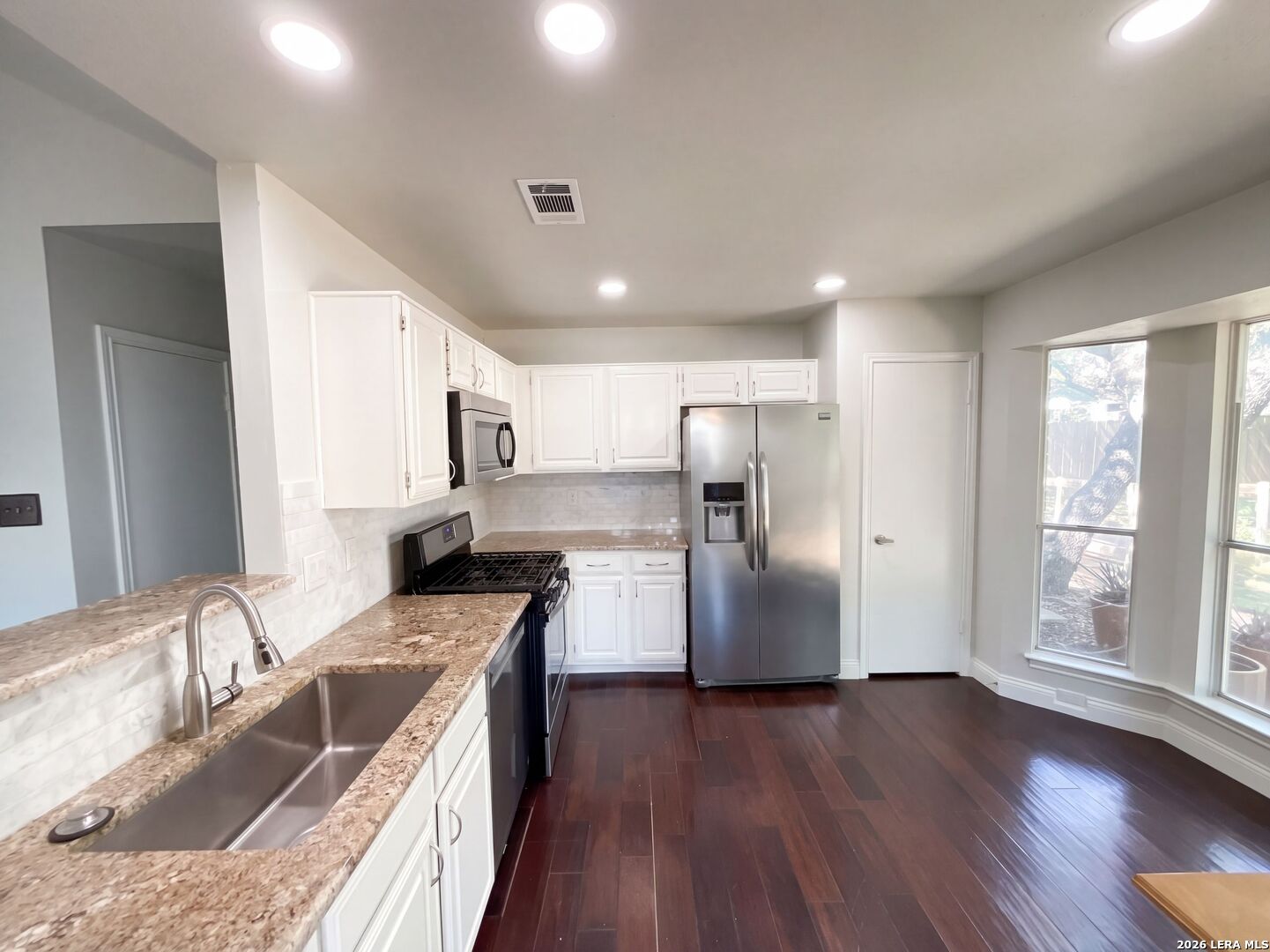 8703 Silver Quail San Antonio TX 78250