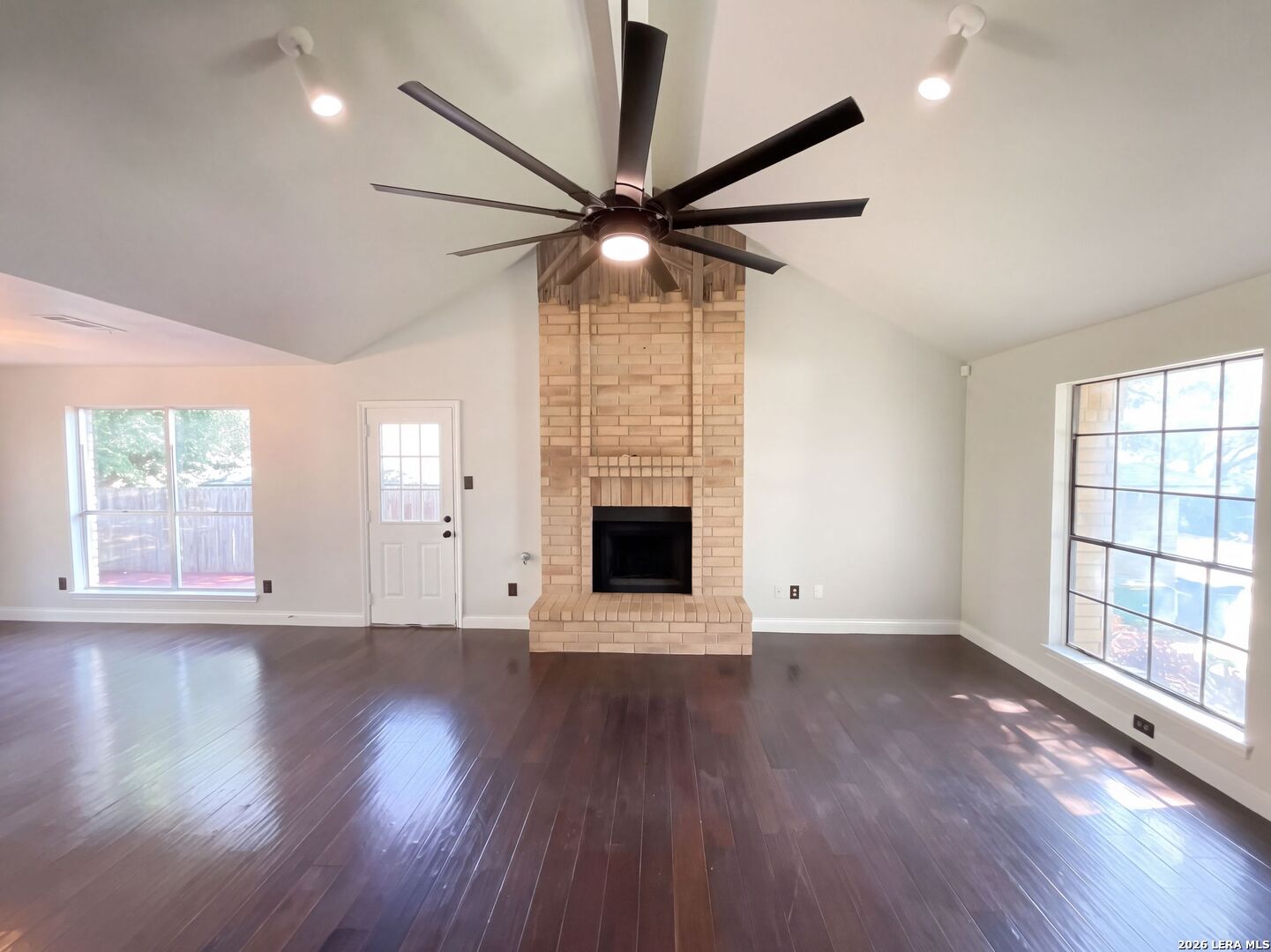 8703 Silver Quail San Antonio TX 78250