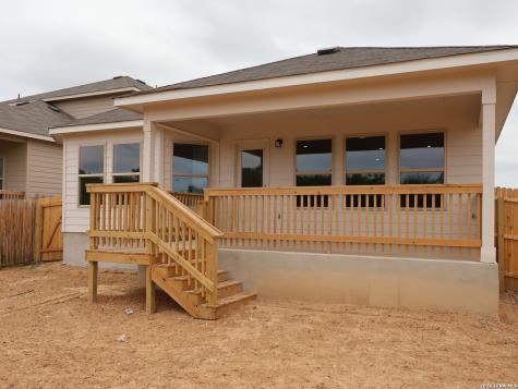 8223 Foxtail Fork San Antonio TX 78222