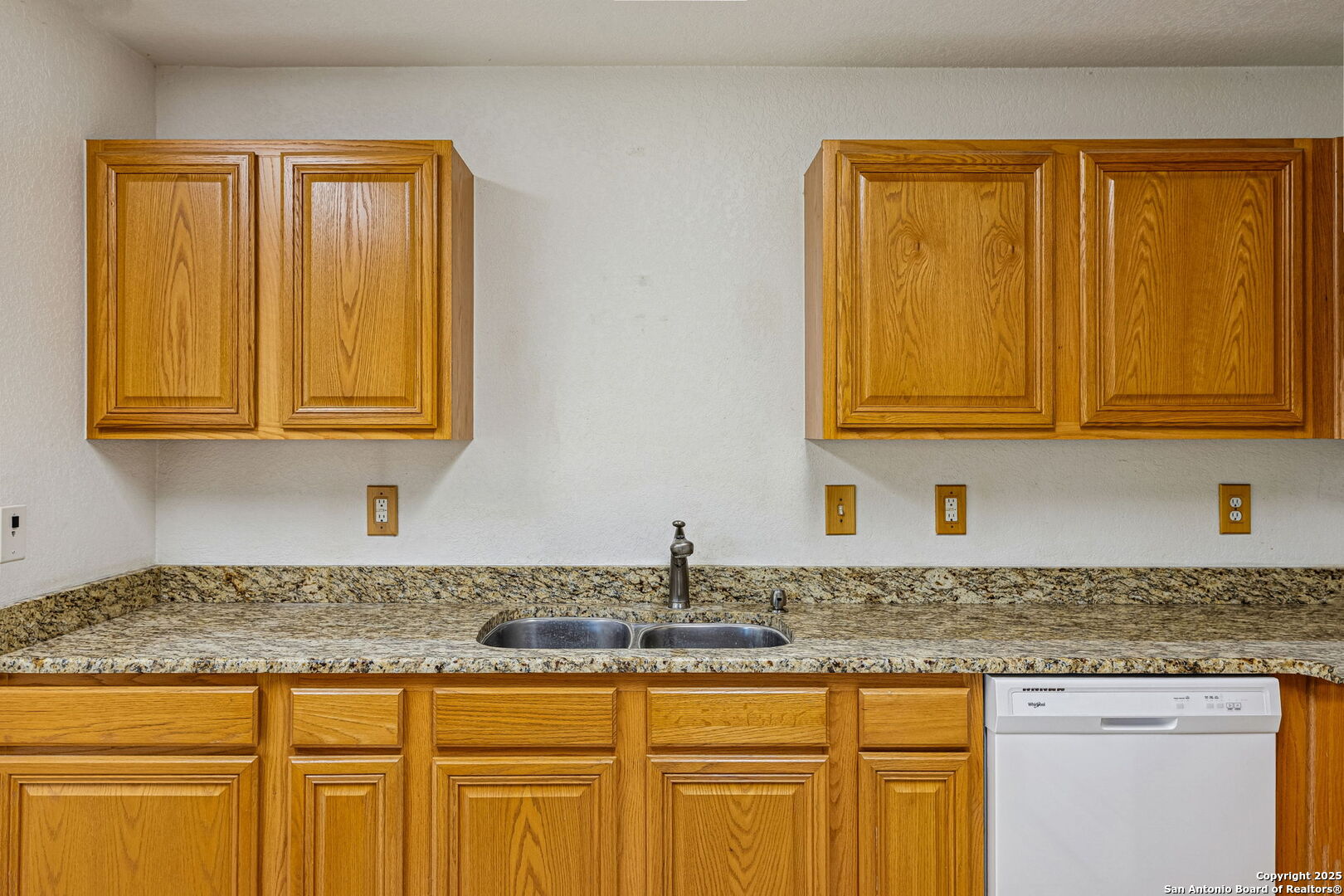 419 Talon Ridge San Antonio TX 78253