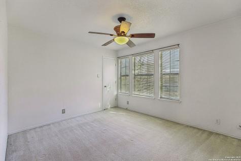 419 Talon Ridge San Antonio TX 78253