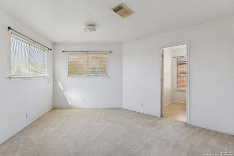 419 Talon Ridge San Antonio TX 78253