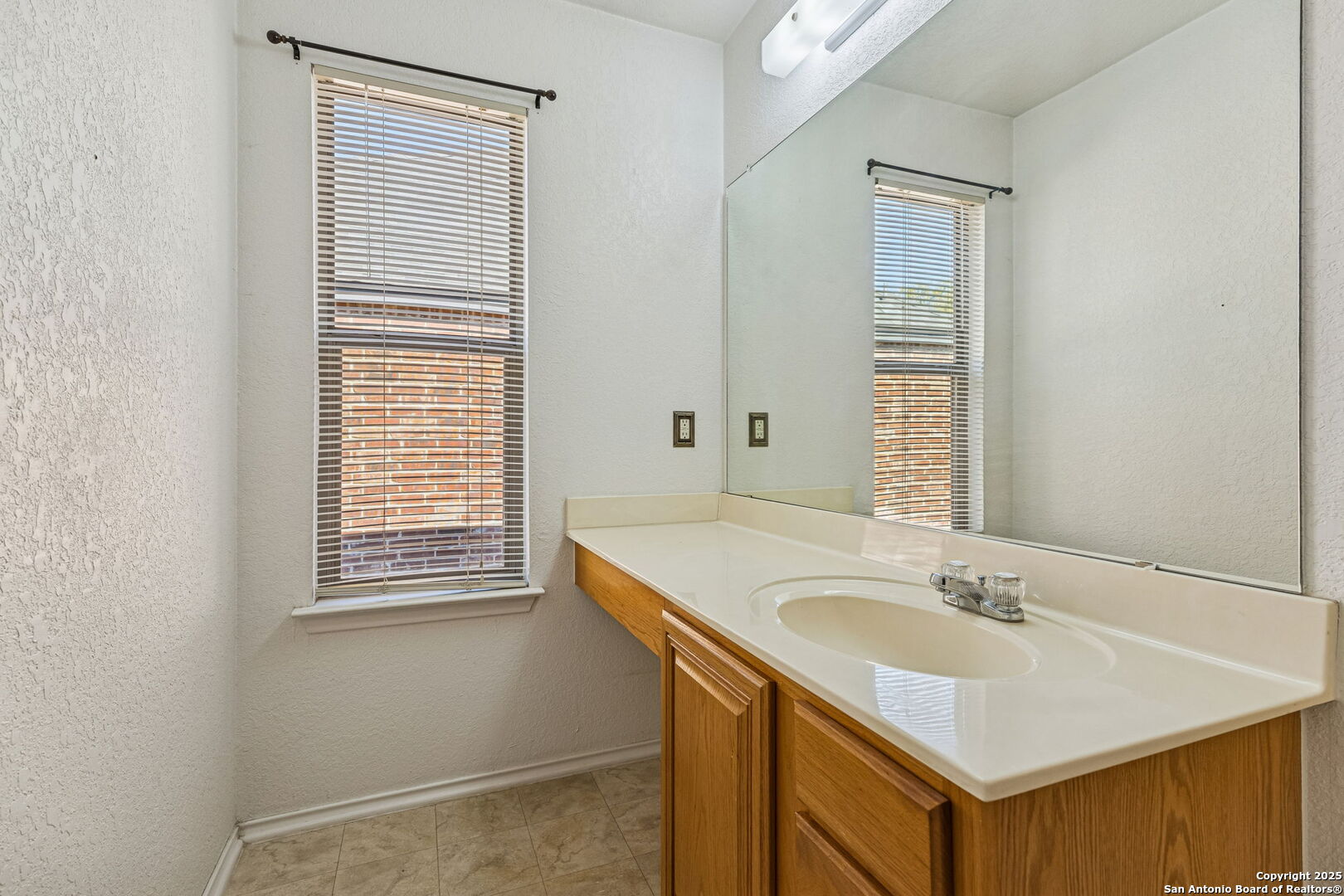 419 Talon Ridge San Antonio TX 78253