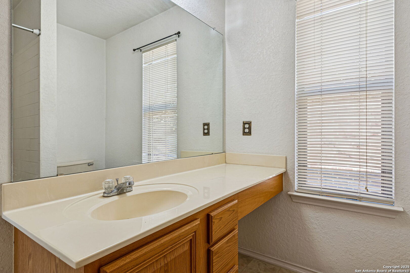 419 Talon Ridge San Antonio TX 78253
