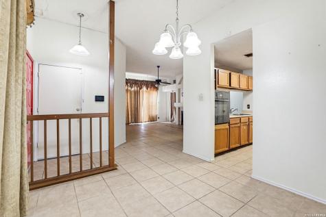 3162 Beacon Field San Antonio TX 78245