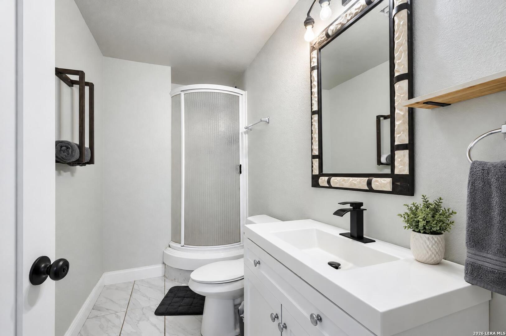 1403 Meadow Glen Adkins TX 78101