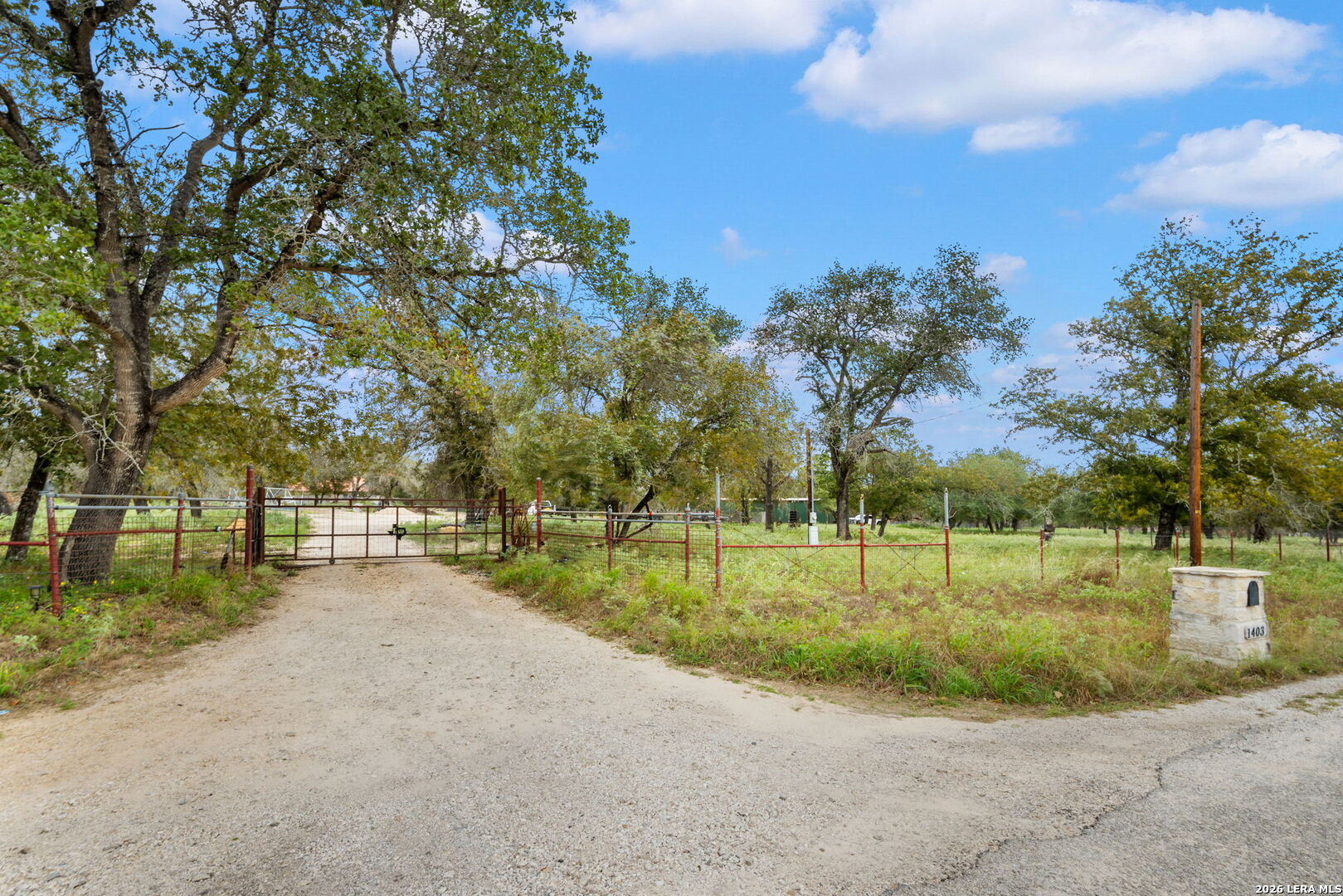 1403 Meadow Glen Adkins TX 78101