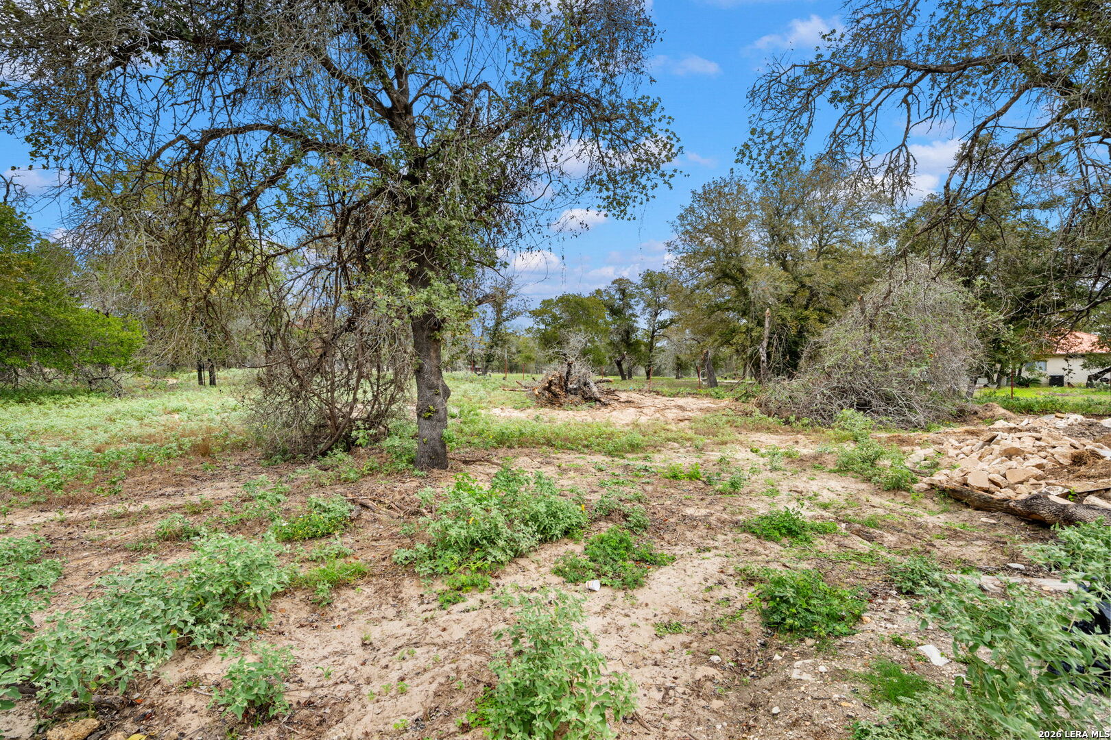 1403 Meadow Glen Adkins TX 78101