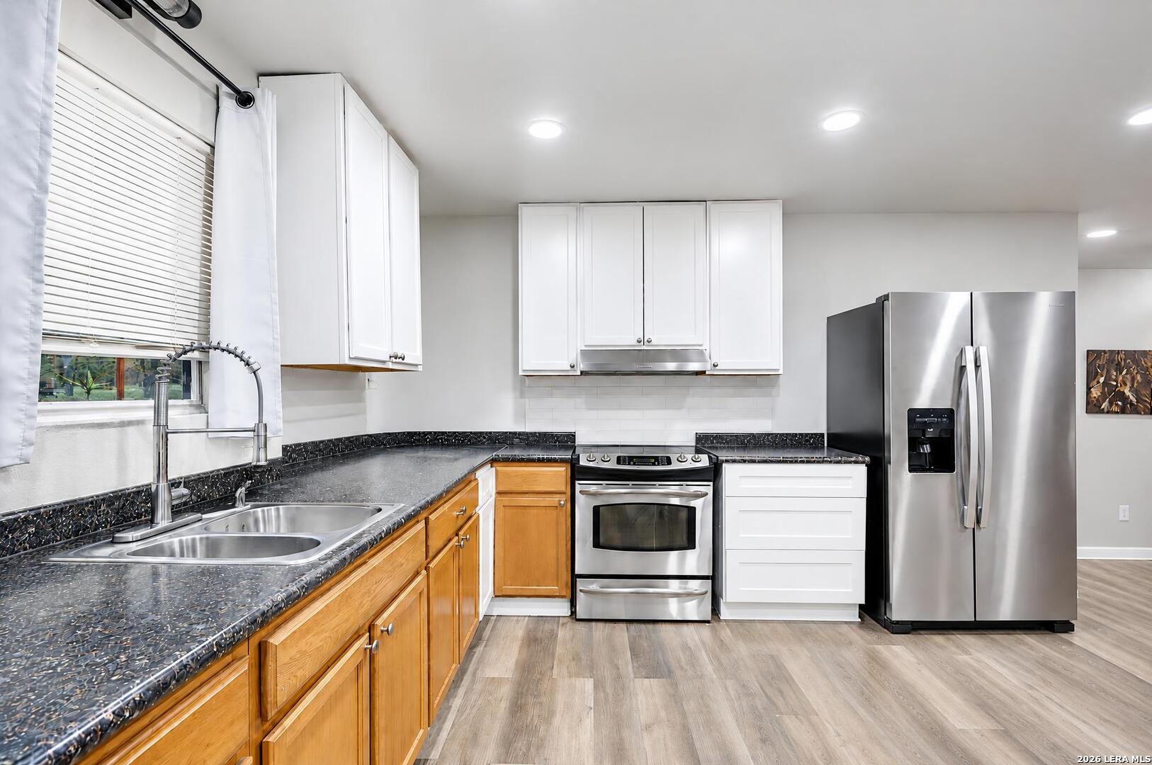 1403 Meadow Glen Adkins TX 78101