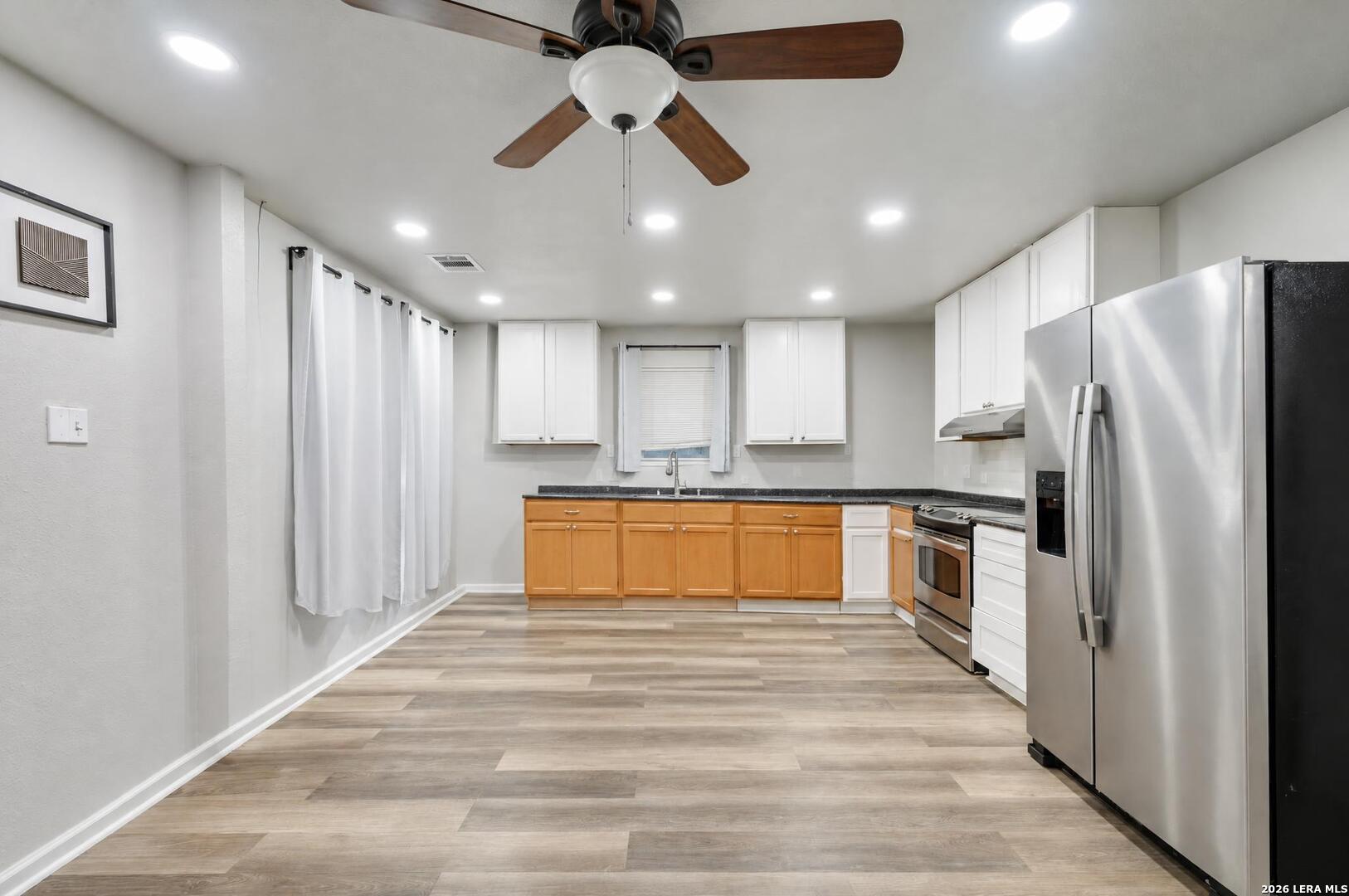 1403 Meadow Glen Adkins TX 78101