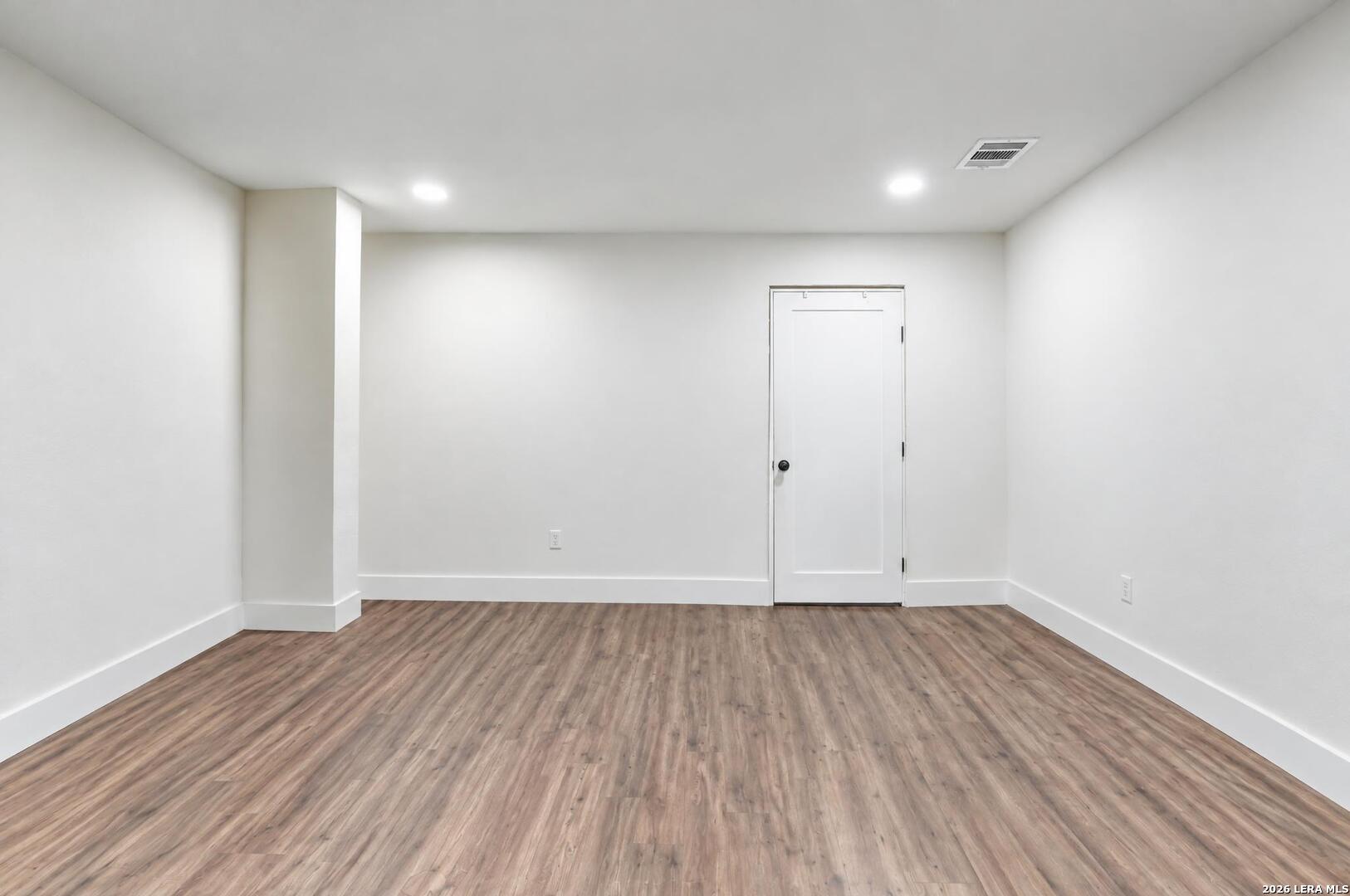 1403 Meadow Glen Adkins TX 78101