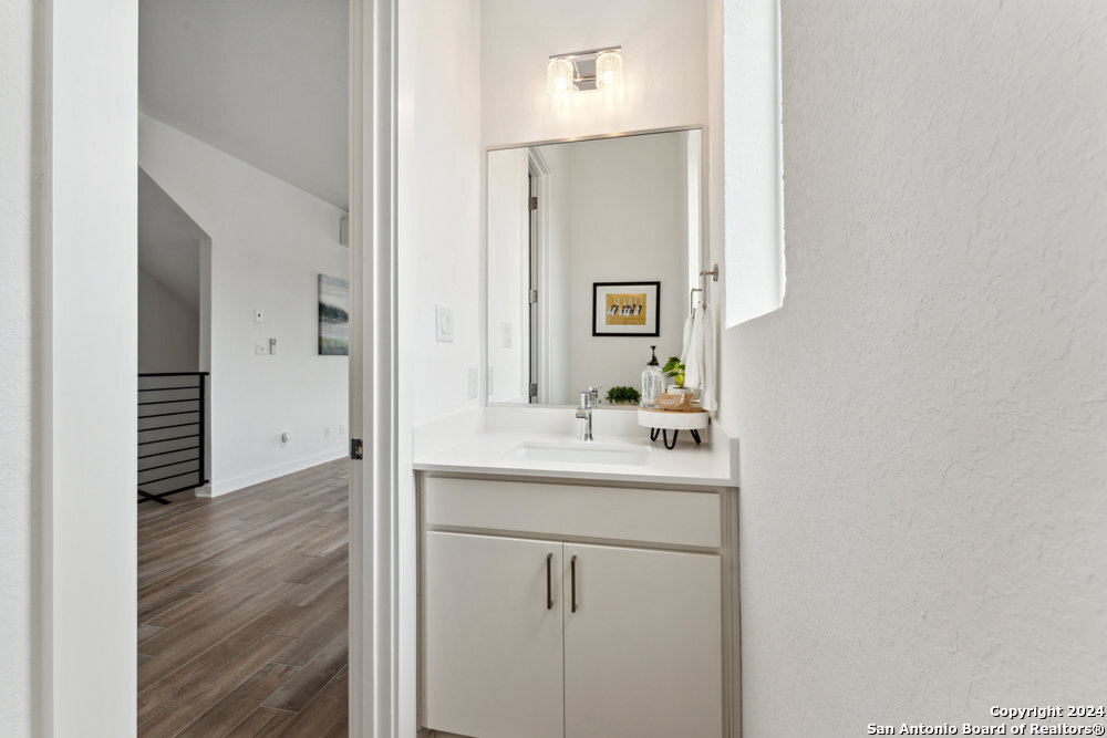 3214 N Elmendorf Street San Antonio TX 78201