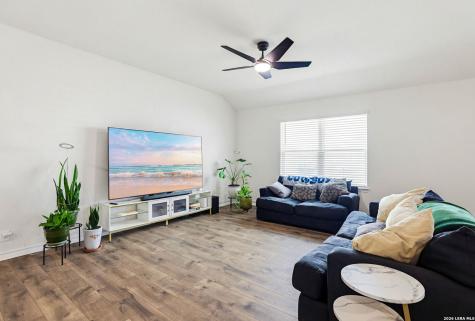 9916 Bratten Rise San Antonio TX 78254