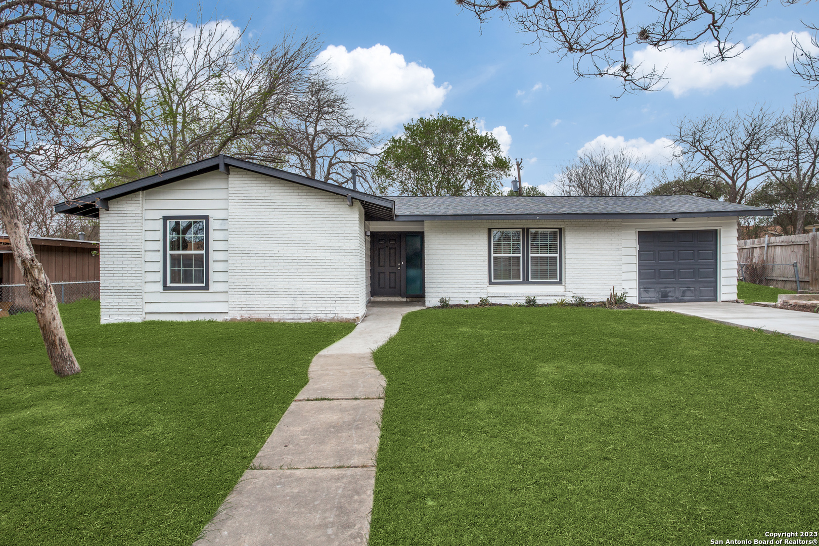 2514 Greencrest Drive San Antonio TX 78213