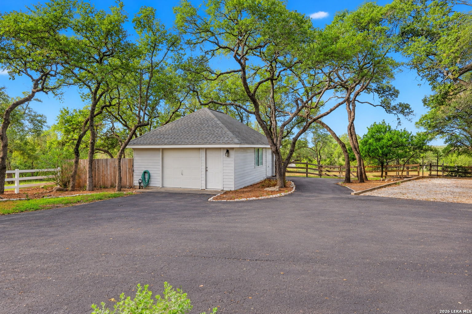 319 Hyacinth San Antonio TX 78260