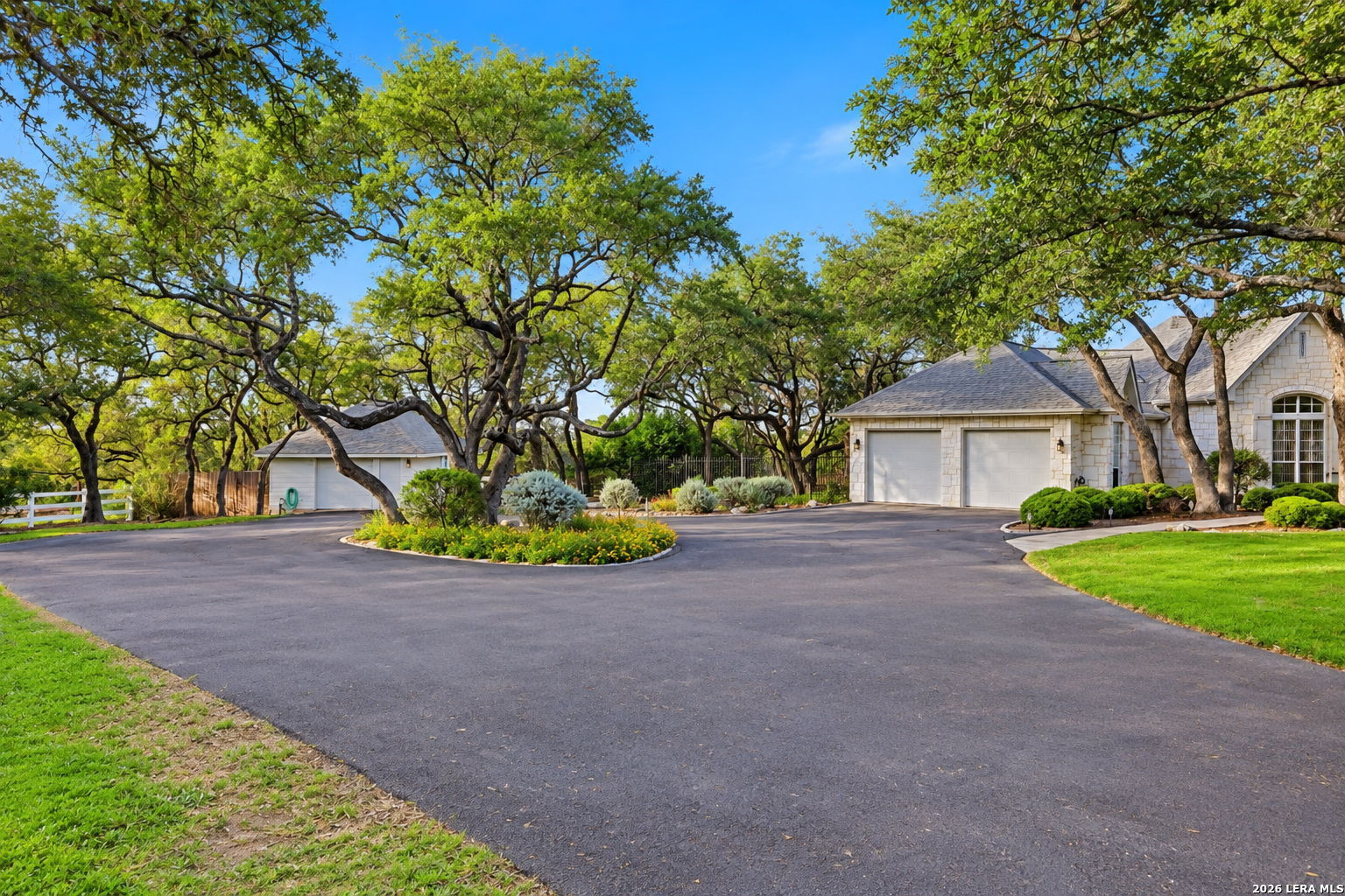 319 Hyacinth San Antonio TX 78260
