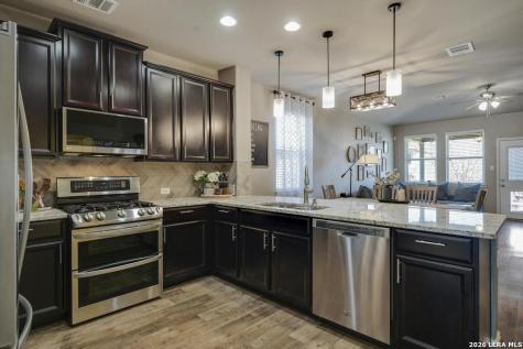 12423 Lincoln Creek San Antonio TX 78254