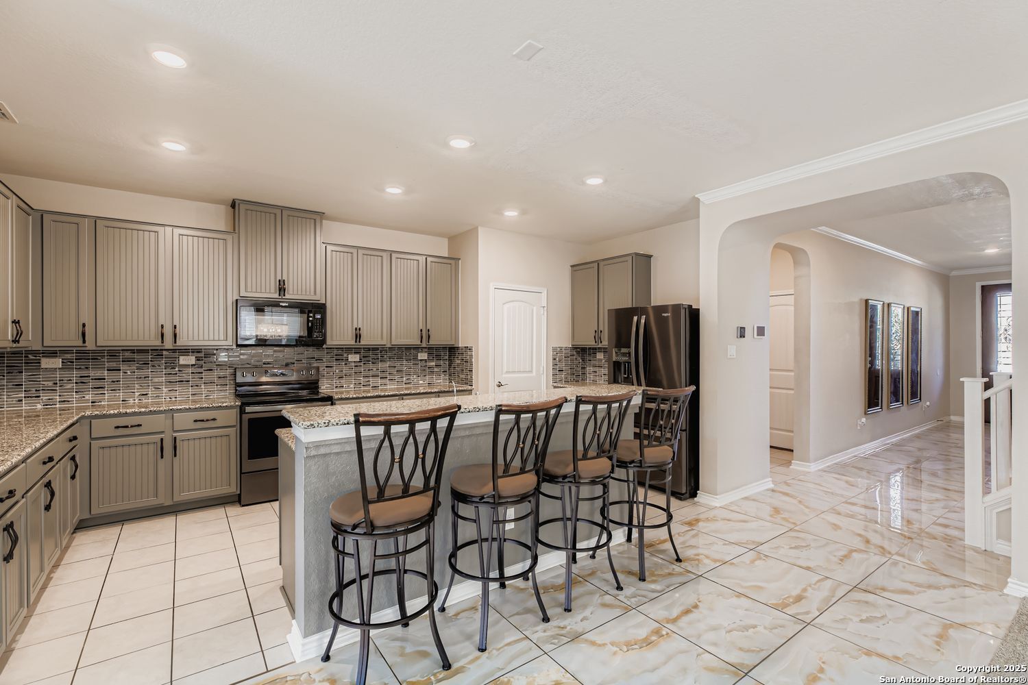 1912 Cool Breeze New Braunfels TX 78130
