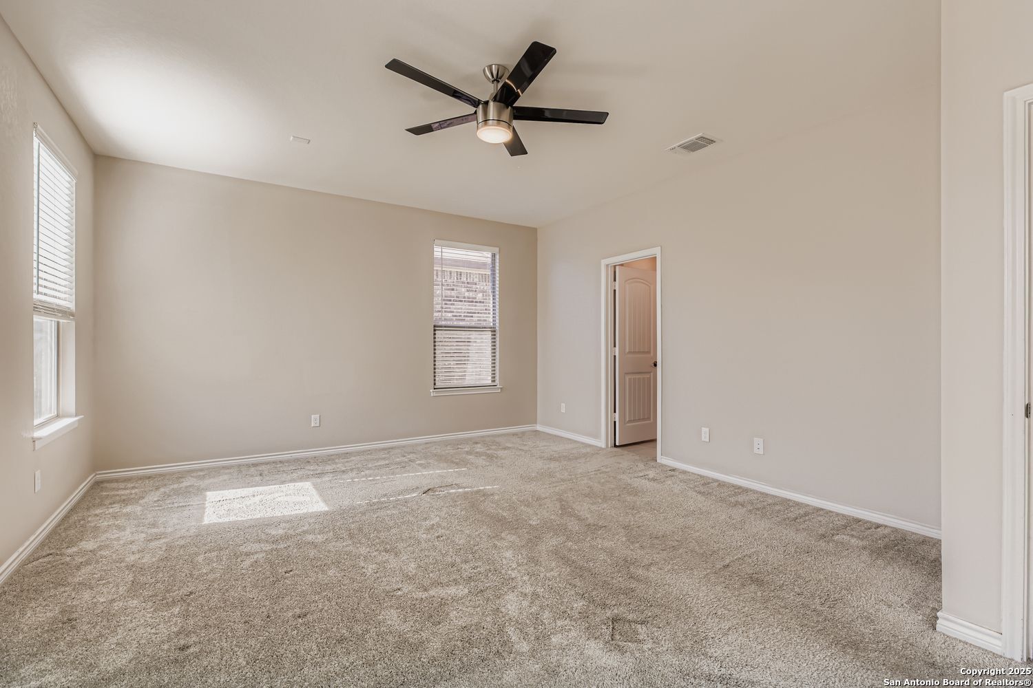 1912 Cool Breeze New Braunfels TX 78130