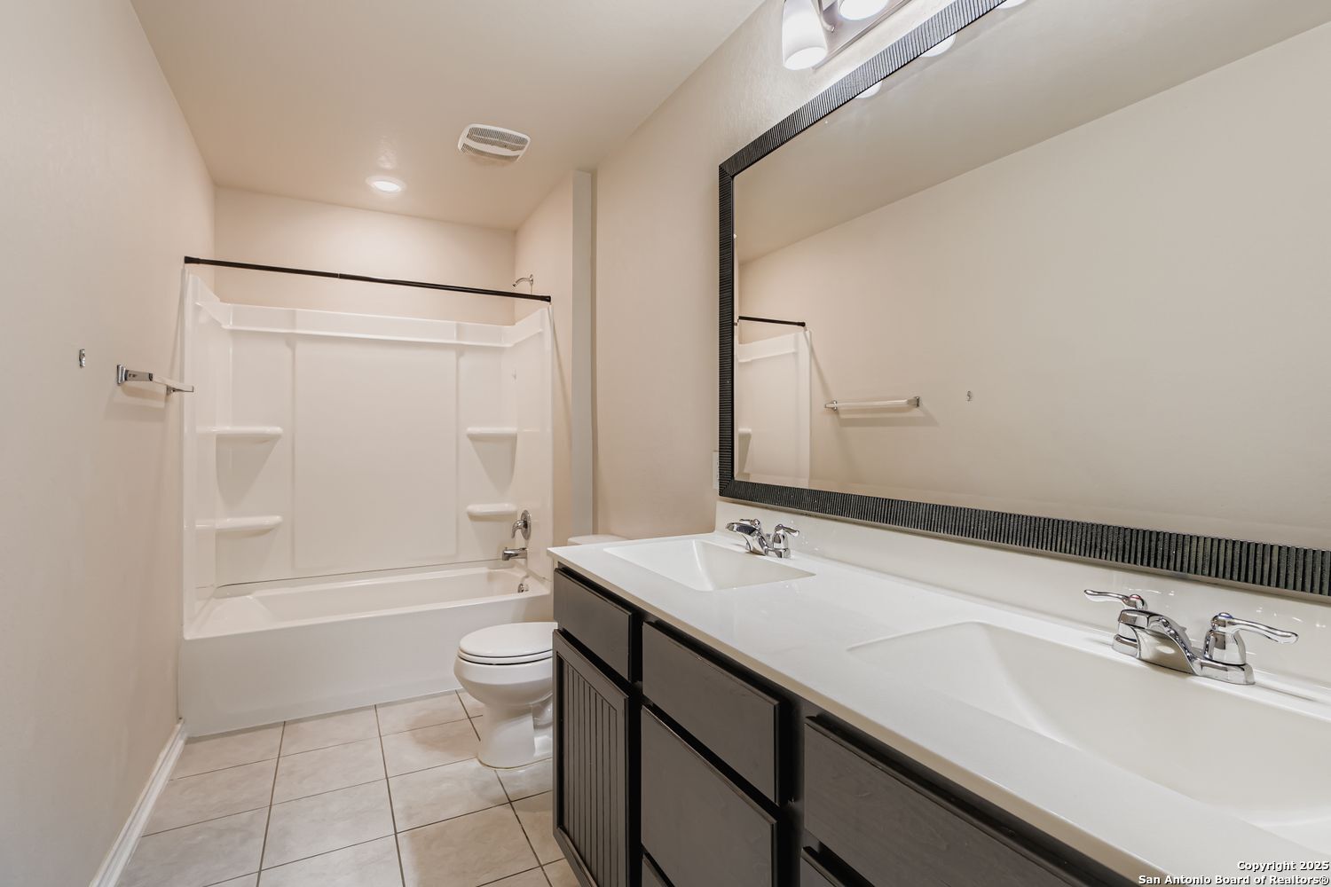 1912 Cool Breeze New Braunfels TX 78130