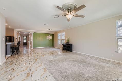 1912 Cool Breeze New Braunfels TX 78130