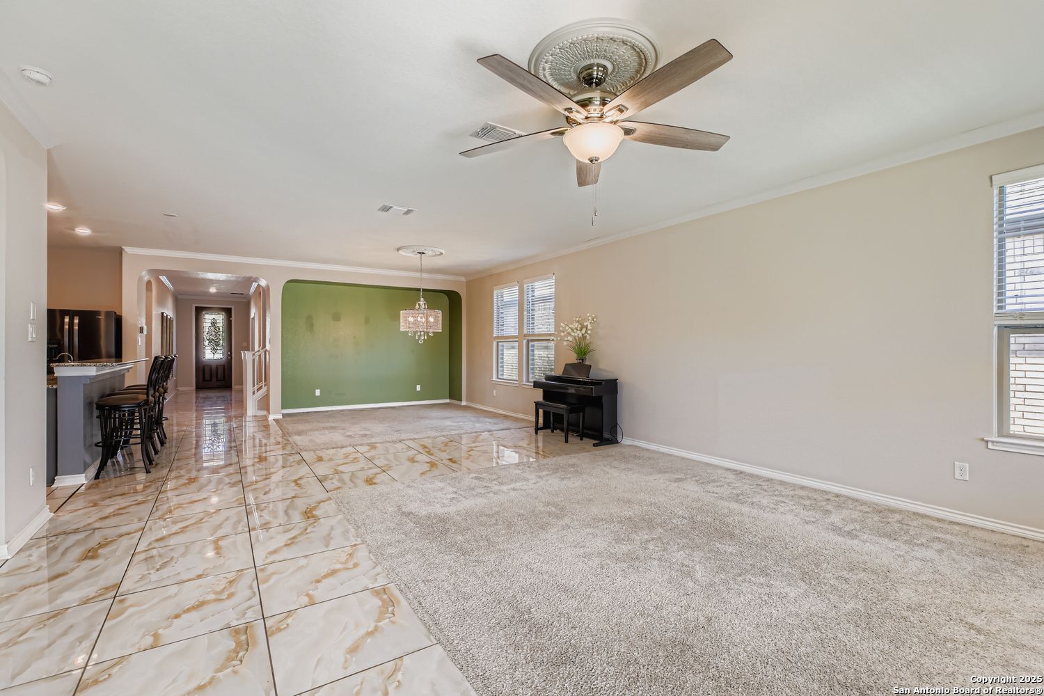 1912 Cool Breeze New Braunfels TX 78130