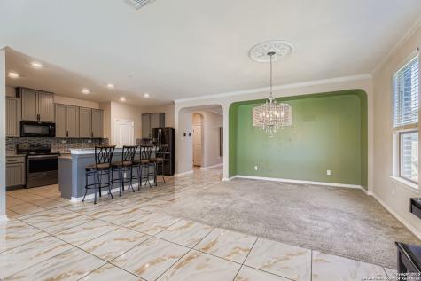 1912 Cool Breeze New Braunfels TX 78130