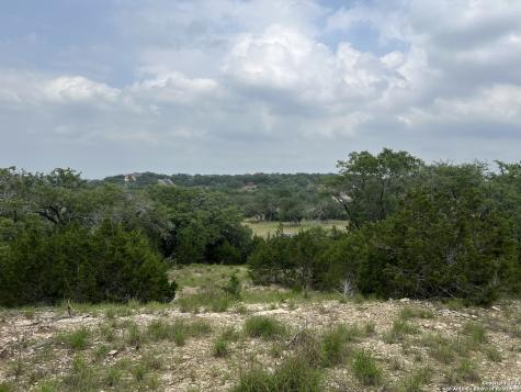 737 Caballo Trail Canyon Lake TX 78133