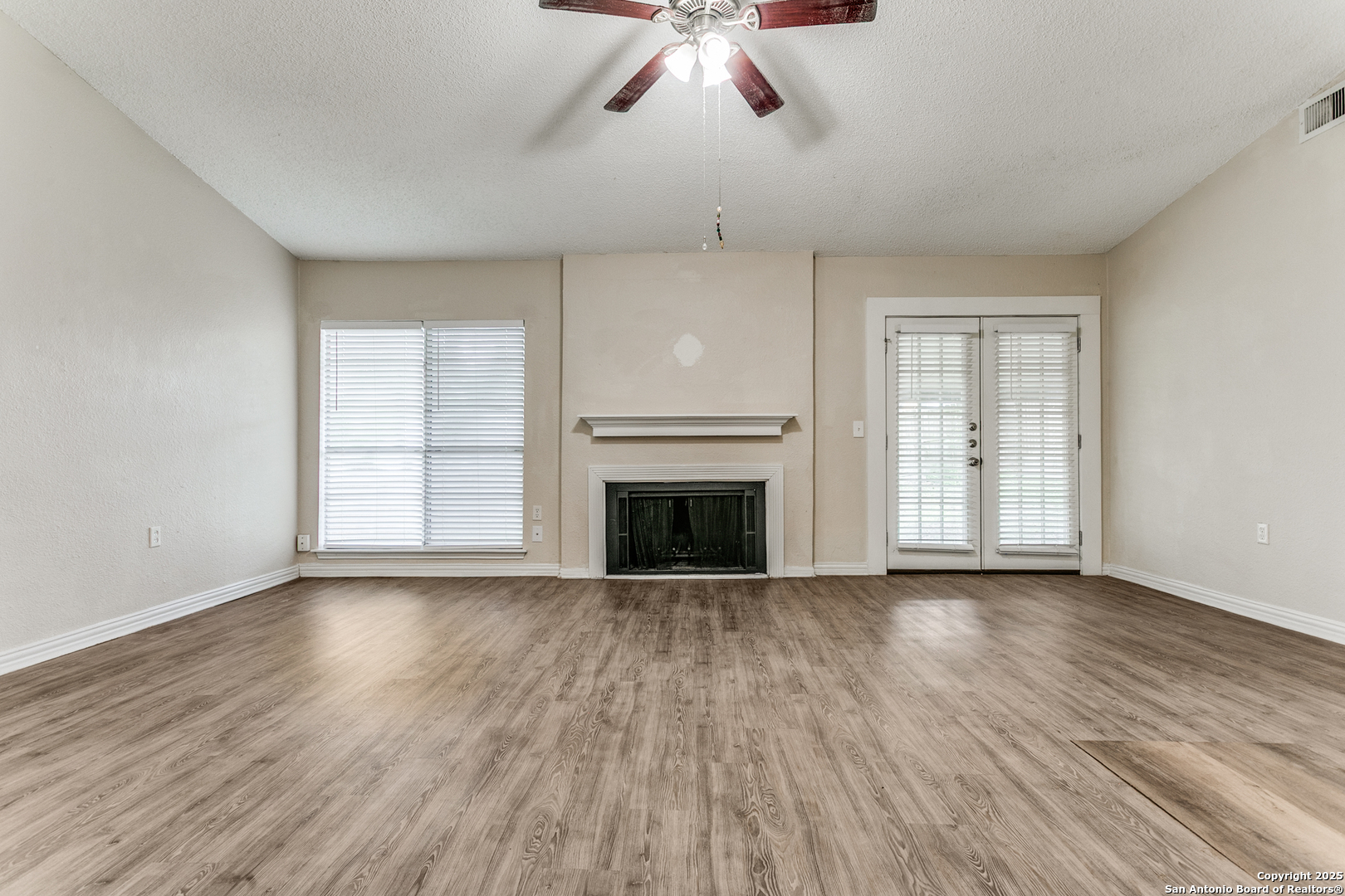 6815 Hillside Peak San Antonio TX 78233