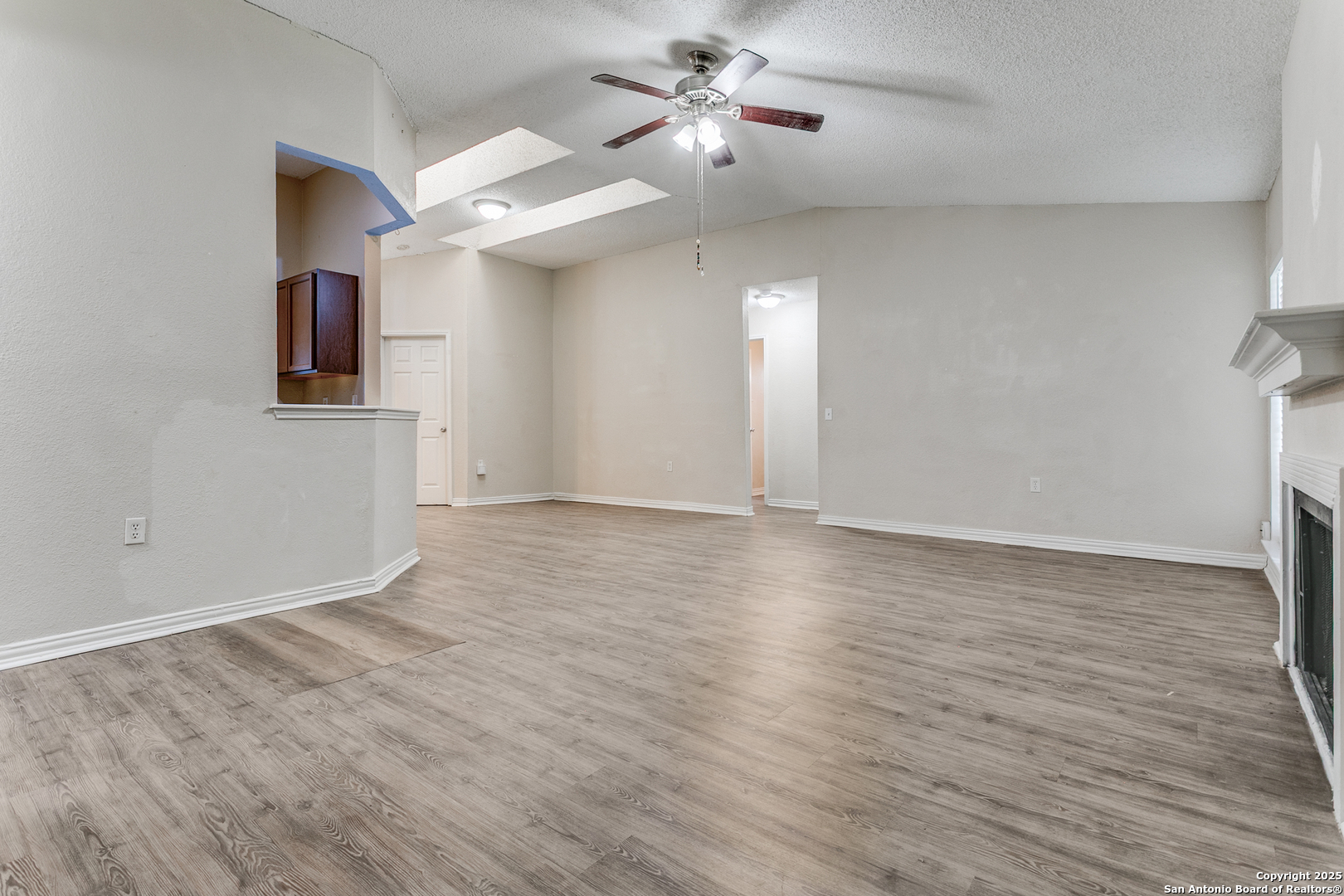 6815 Hillside Peak San Antonio TX 78233