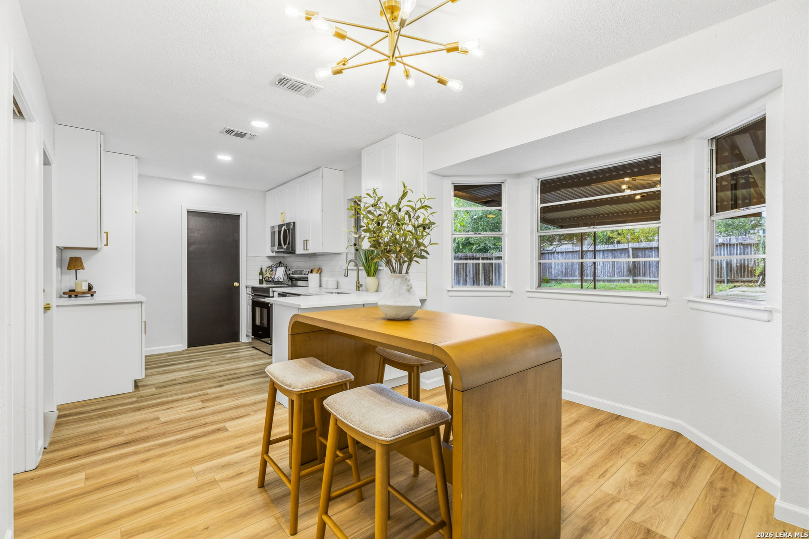 6707 Forest Grove San Antonio TX 78240