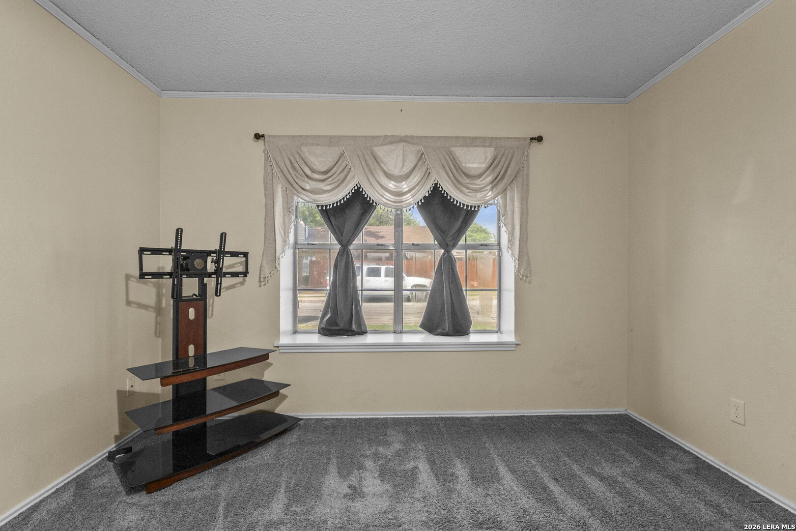 702 Garden Meadow Drive Universal City TX 78148