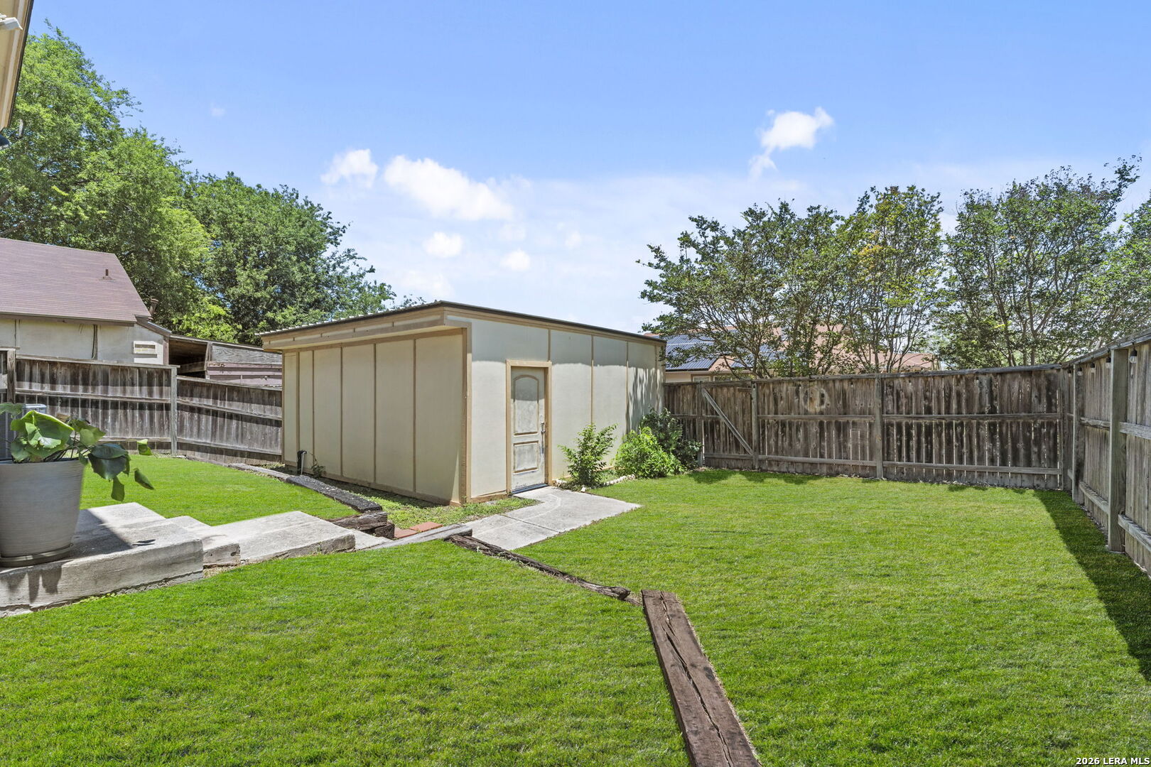 702 Garden Meadow Drive Universal City TX 78148