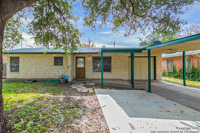 126 W Hutchins Place San Antonio TX 78221