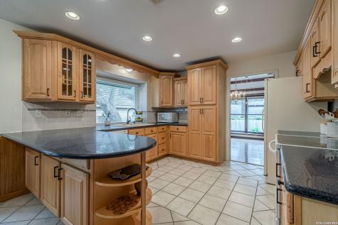 15211 Oak Spring Street San Antonio TX 78232