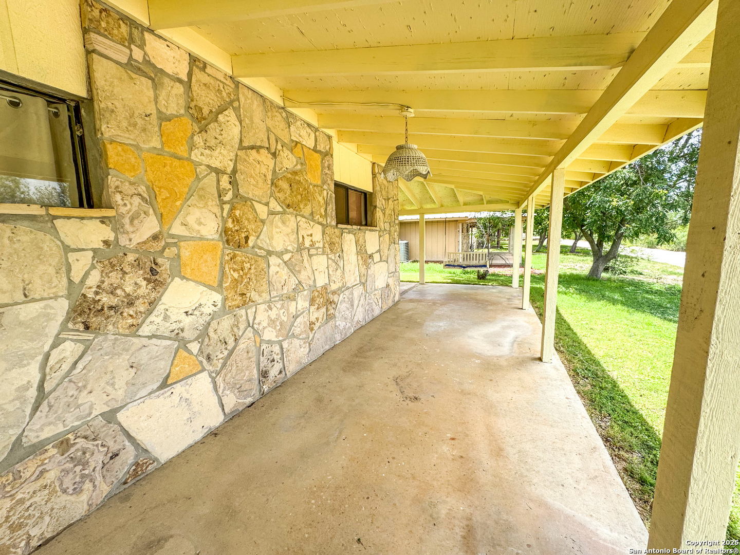 130 Sunset Brackettville TX 78832