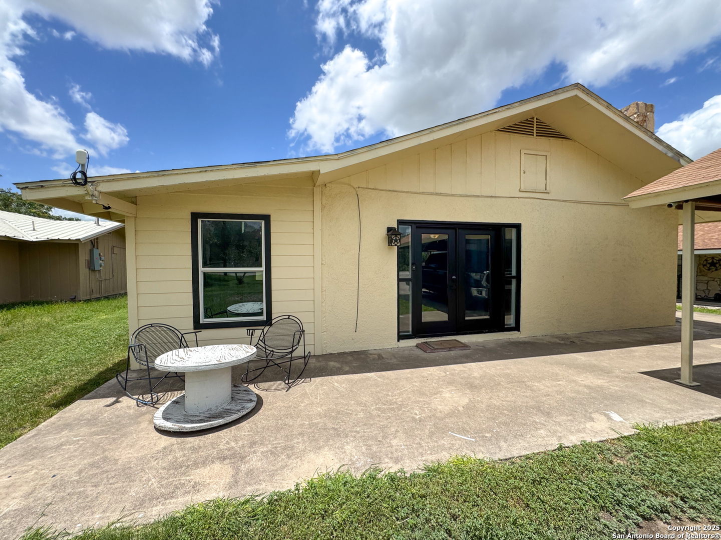 130 Sunset Brackettville TX 78832