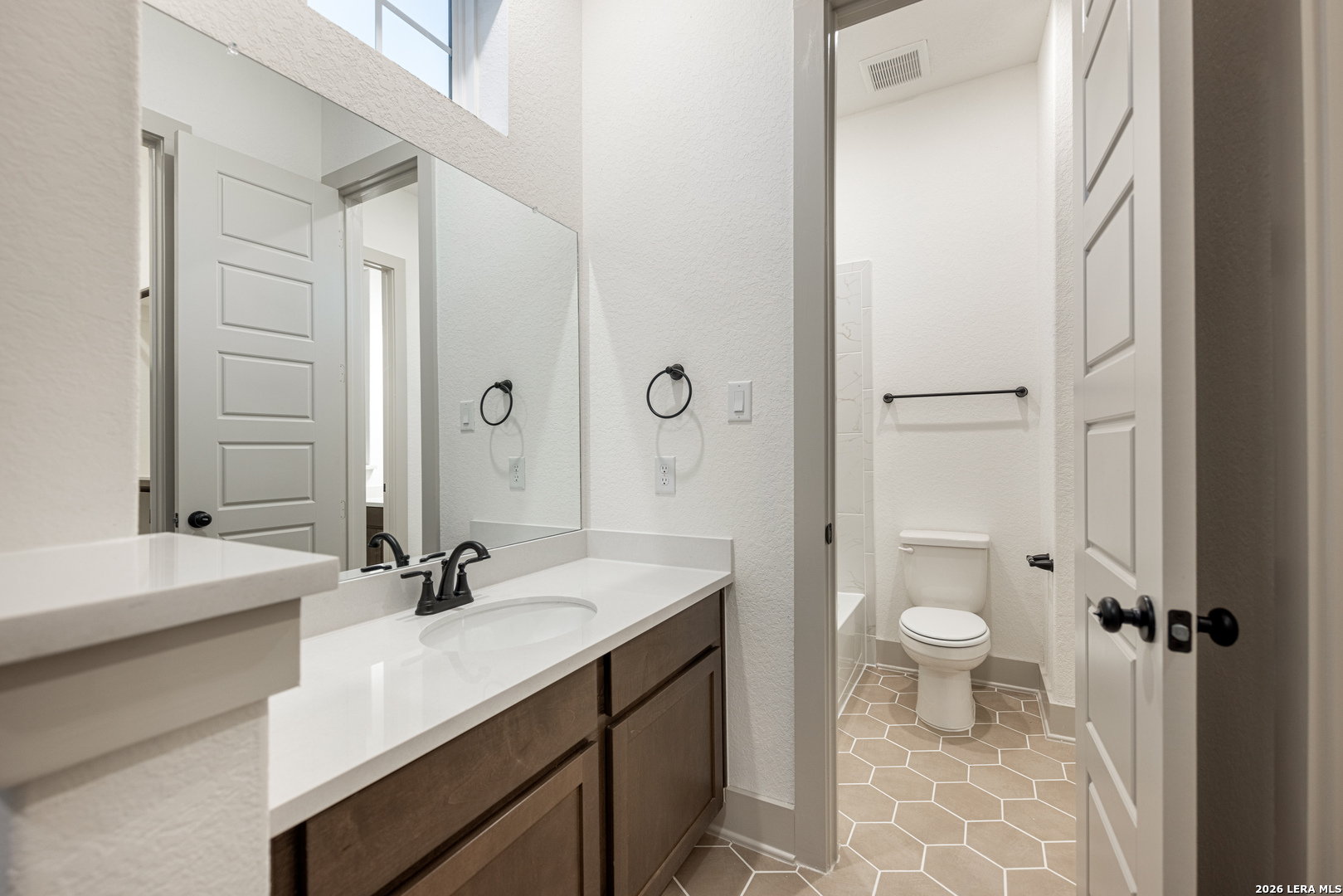 516 Cotorra Springs Cibolo TX 78108