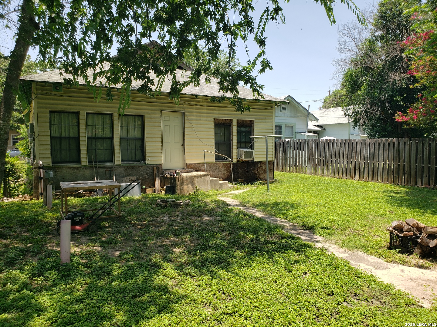 426 E Highland Boulevard San Antonio TX 78210