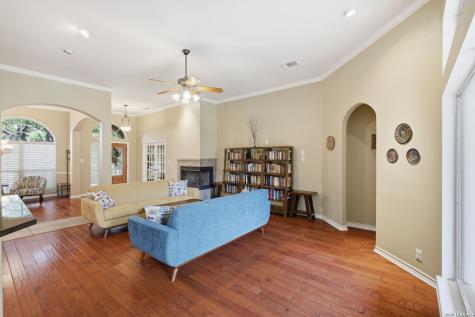 927 Serene Meadows San Antonio TX 78258