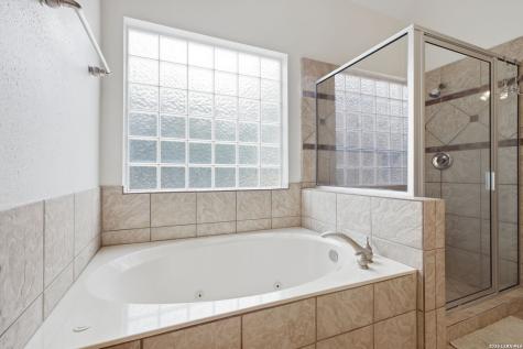 927 Serene Meadows San Antonio TX 78258