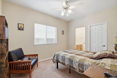 927 Serene Meadows San Antonio TX 78258