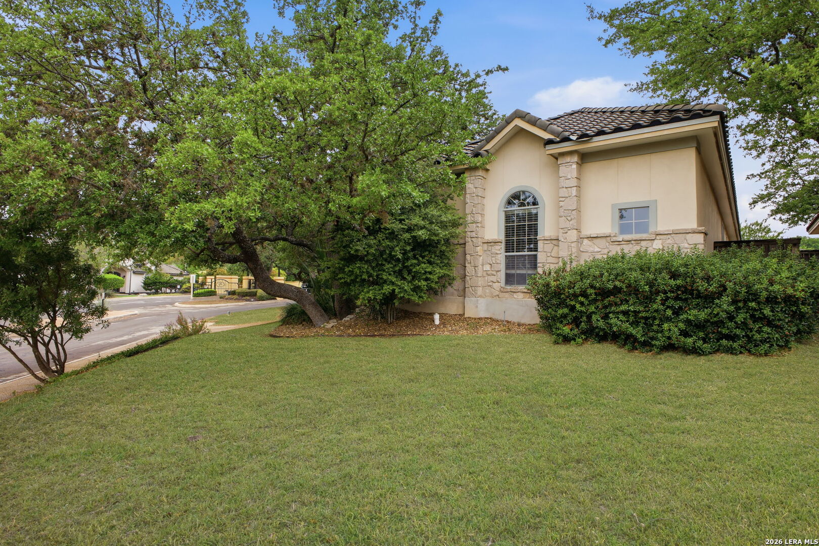 927 Serene Meadows San Antonio TX 78258