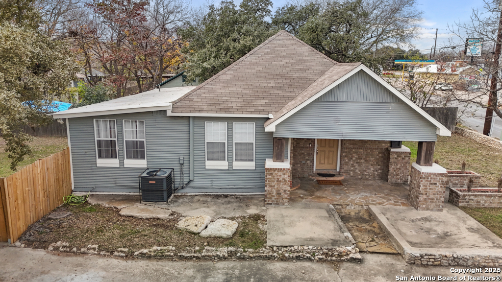 1322 Rigsby Avenue San Antonio TX 78210
