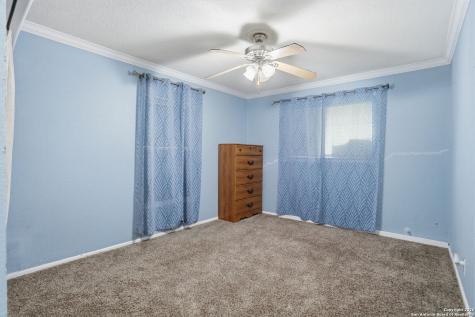 1015 Cibolo Universal City TX 78148