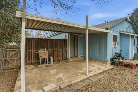 1015 Cibolo Universal City TX 78148