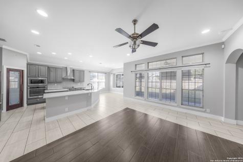 121 Norman Cove Cibolo TX 78108